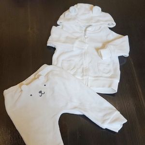 Baby sweatsuit. White with teddy bear hood and bottom. Size 6 months